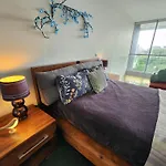 Spacious 1 Bedroom Mezzanine Apartment With Large Bath Views 2 Free Parking Spots