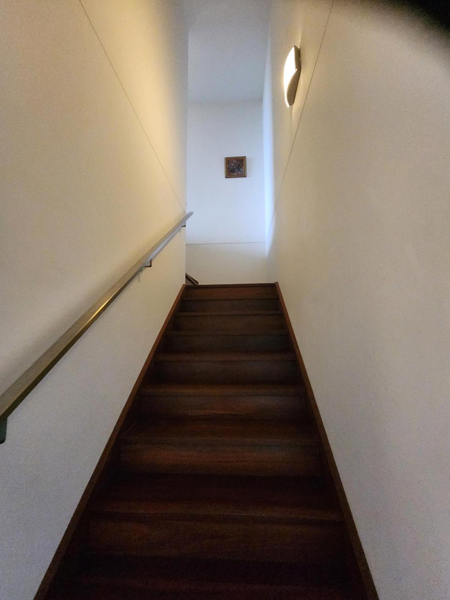 Spacious 1 Bedroom Mezzanine With Large Bath Views 2 Free Parking Spots Apartment